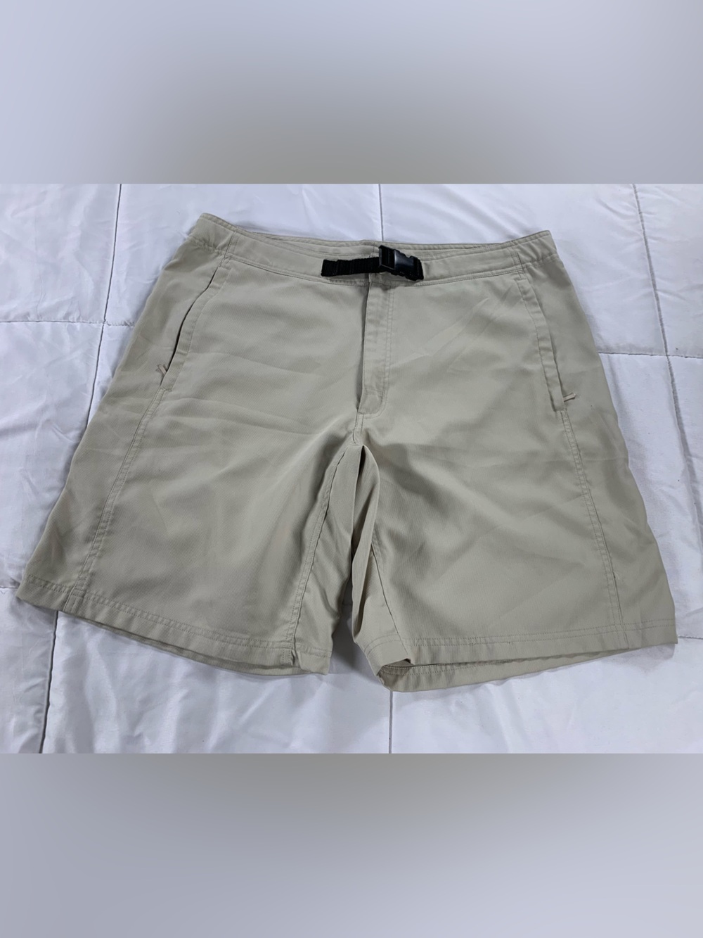 Pre loved AVIA shorts womens size XL